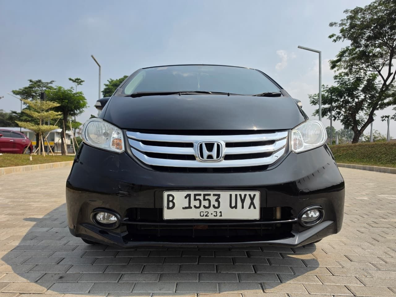 HONDA FREED E 2015