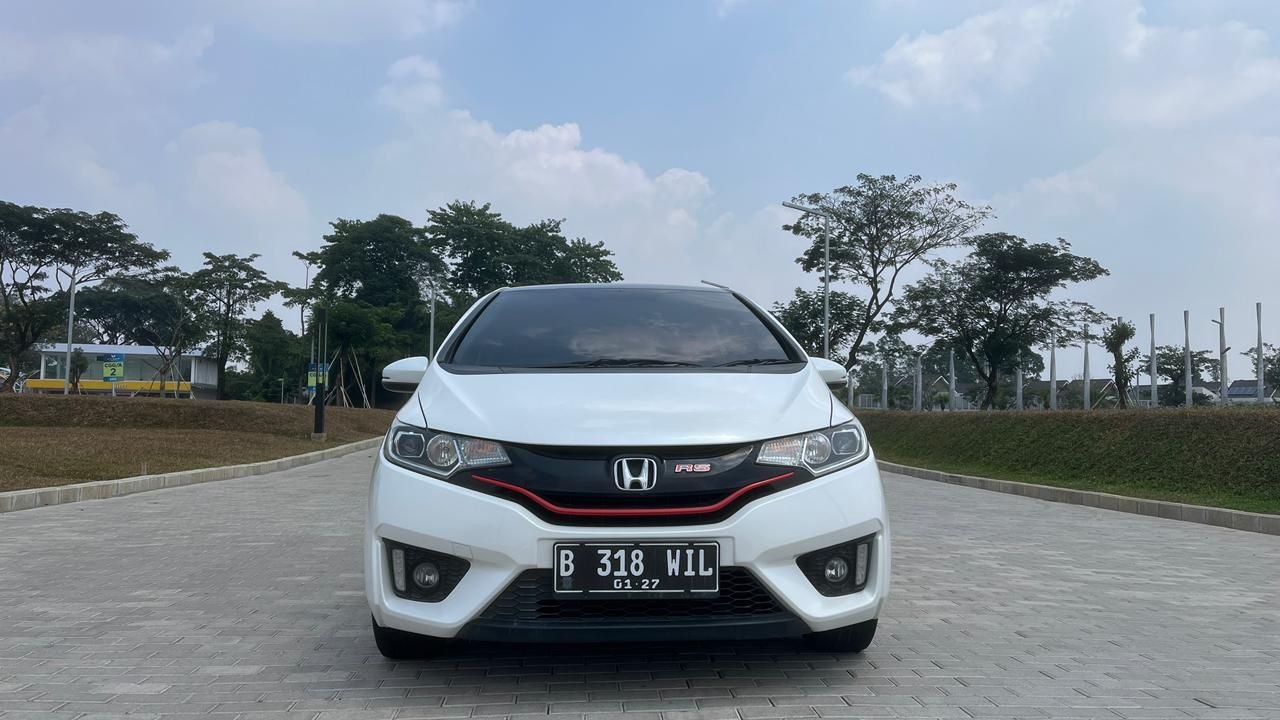 HONDA JAZZ RS 2014